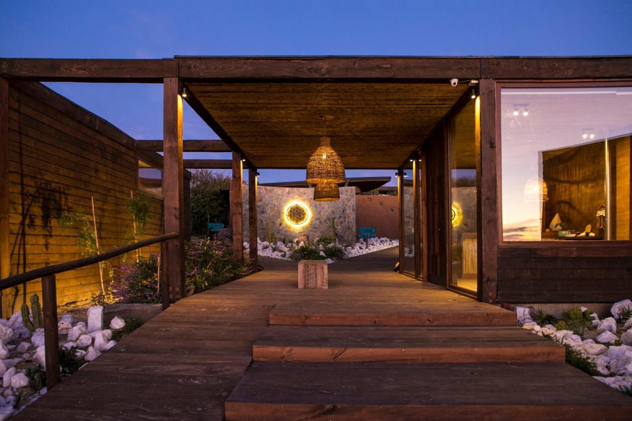 Cuarzo Lodge 皮奇勒姆 外观 照片